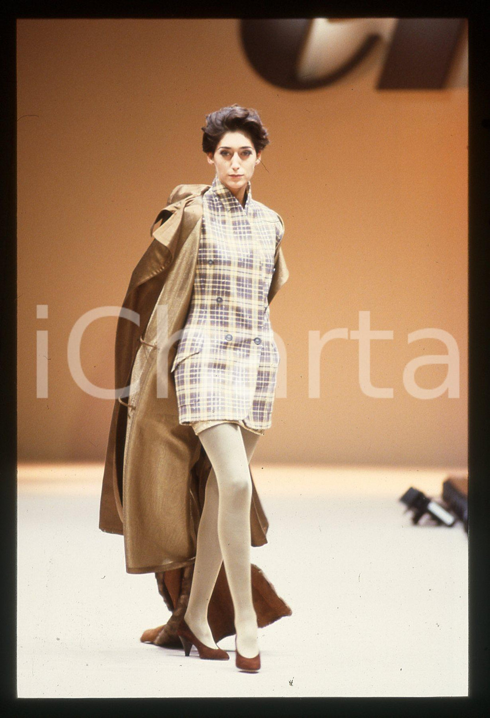 35mm vintage slide* 1990 ca MODA ERREUNO Sfilata autunno-inverno (20)