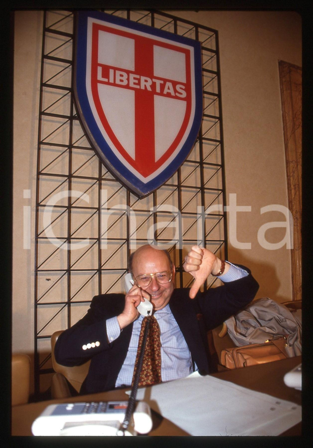 35mm vintage slide* 1990 ca ITALIA Onofrio PIRROTTA a un convegno DC (3)