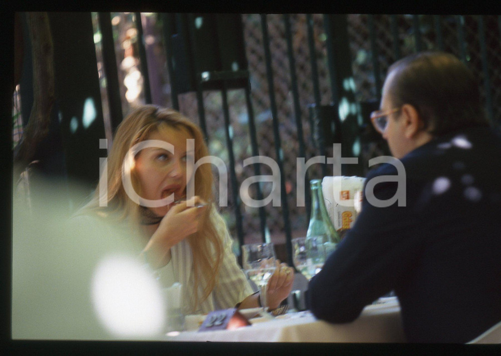 35mm vintage slide* 1990ca ITALIA Ambra ORFEI Valerio GHIRARDELLI Paparazzati 10