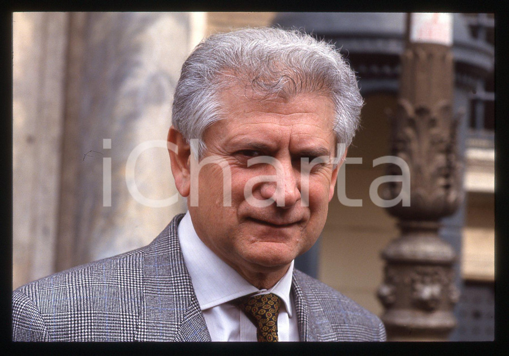 35mm vintage slide* 1990 ca ROMA Mauro FAVILLA Il senatore DC a Palazzo Madama 2