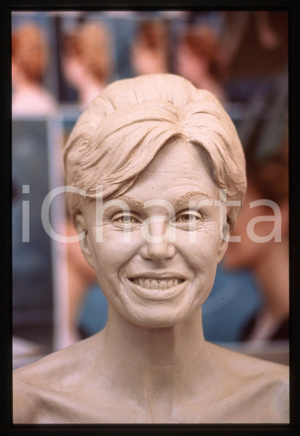 35mm vintage slide* 1994 LONDON Joanna LUMLEY - MADAME TUSSAUDS' Waxwork (4)