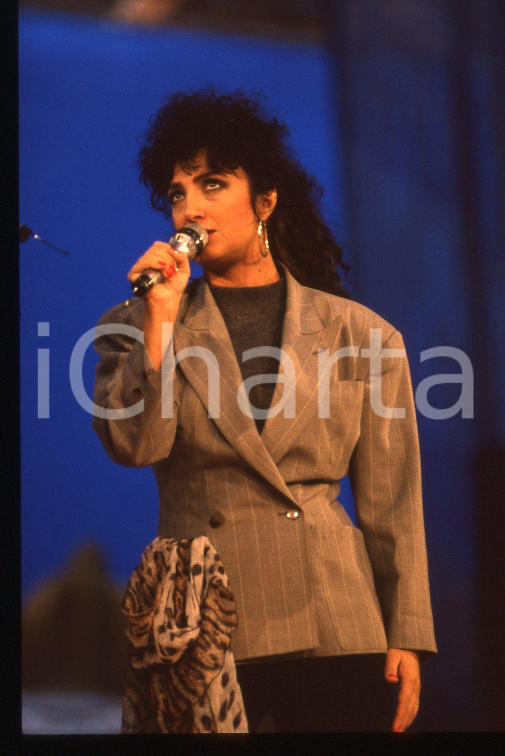 35mm vintage slide* 1990 ca TELEVISIONE Marcella BELLA Ritratto della cantante 1
