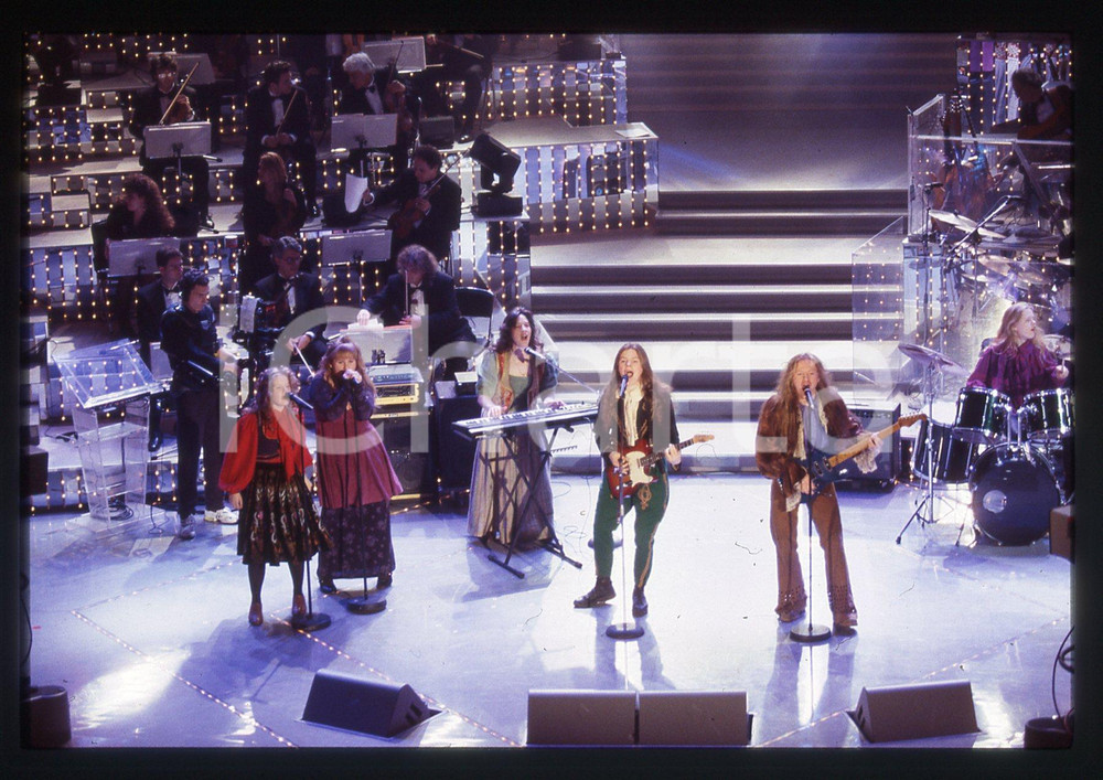 35mm vintage slide* 1996 FESTIVAL DI SANREMO - THE KELLY FAMILY Esibizione (13)