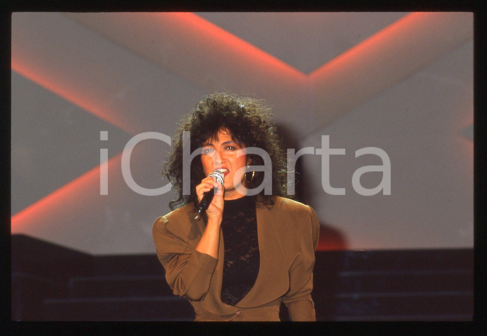 35mm vintage slide* 1988 FESTIVAL DI SANREMO Marcella BELLA durante le prove (3)
