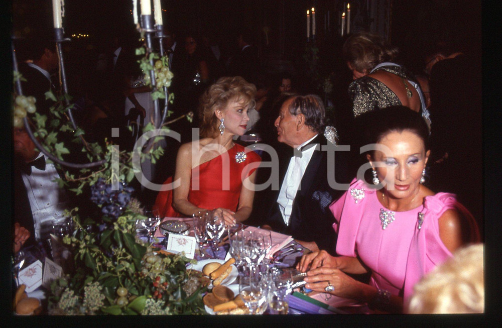 35mm vintage slide* 1990 ca ITALIA (?) Pierre CARDIN a una serata di gala (13)