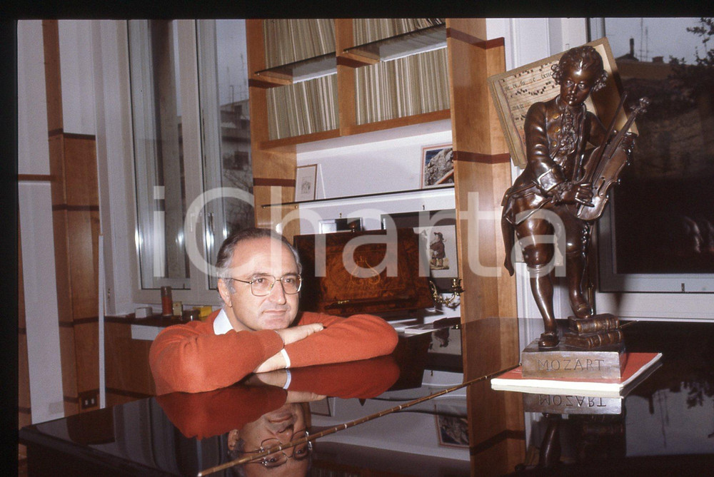 35mm vintage slide* 1990 ca ROMA MUSICA Salvatore ACCARDO Ritratto (1)