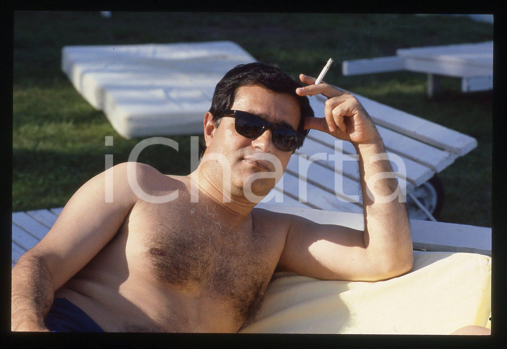 35mm vintage slide* 1986 VENEZIA Roman BALAYAN prende il sole al Lido Ritratto 2