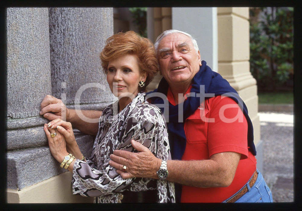 35mm vintage slide* 1992 CERNOBBIO VILLA ERBA Ernest BORGNINE Tova TRAESNAES 4