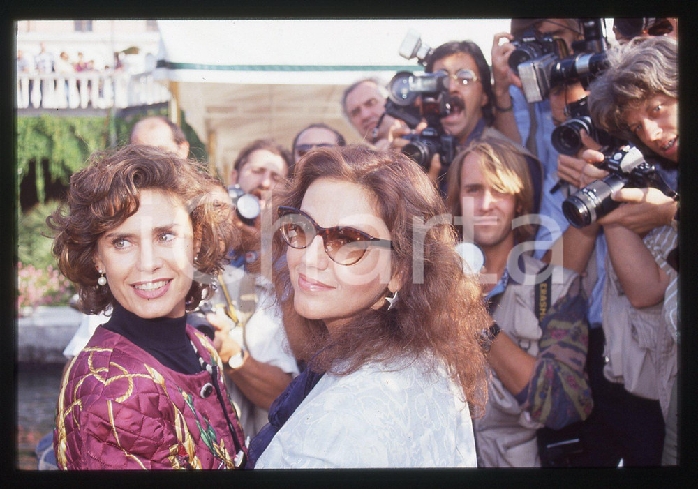 Fotografia d epoca originale 35mm vintage slide 1992 VENEZIA Corinne CLERY Stefania SANDRELLI Ritratto 1 1
