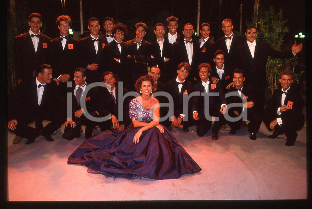 Fotografia d epoca originale 35mm vintage slide 1992 DIANO MARINA Corinne CLERY a IL PIÃ™ BELLO D ITALIA 2 1