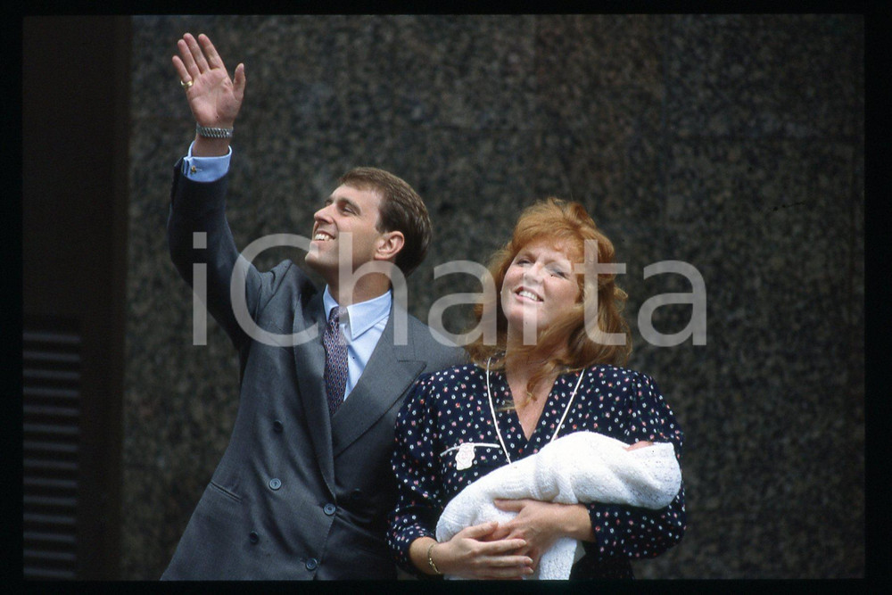 35mm vintage slide* 1988 LONDON Sarah FERGUSON Prince Andrew and Beatrice (5)