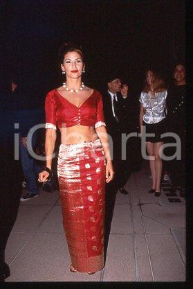 35mm vintage slide* 1996 ca CINEMA Gina GERSHON American actress (42)