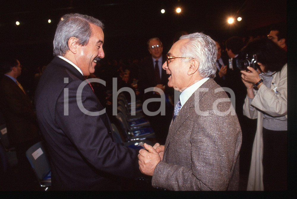 Fotografia d epoca originale 35mm vintage slide 1990 ITALIA Giovanni FALCONE Convegno POLIZIA  Ritratto 3 1