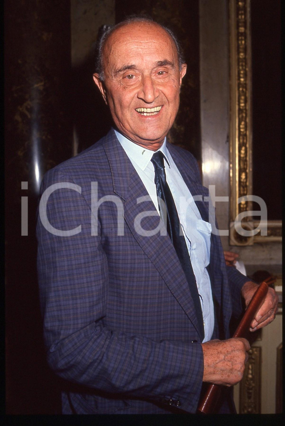 35mm vintage slide* 1990 ca COSTUME Gaetano TUMIATI Ritratto del giornalista (3)
