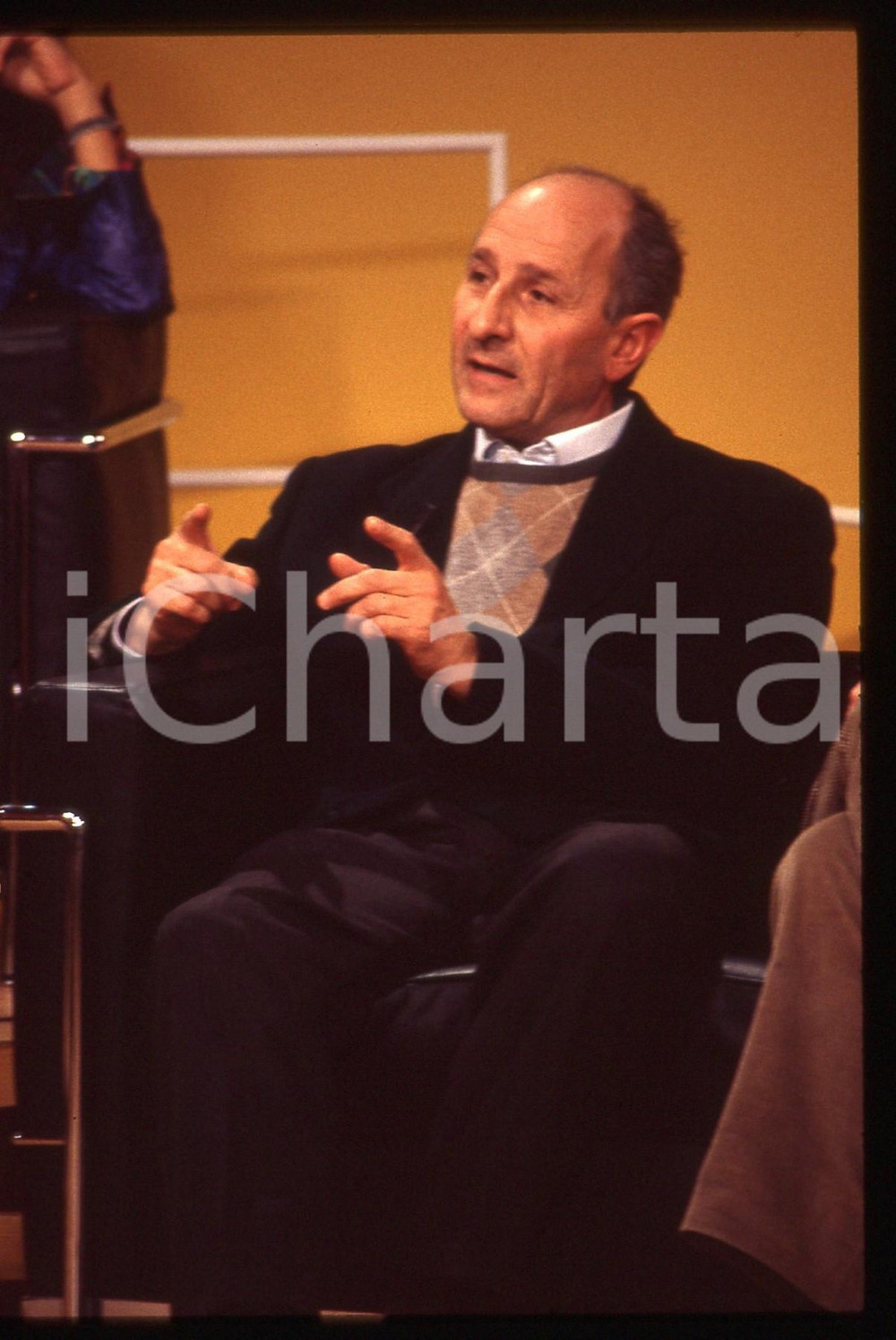 35mm vintage slide* 1990 ca COSTUME Don Gino RIGOLDI Ritratto del sacerdote (2)