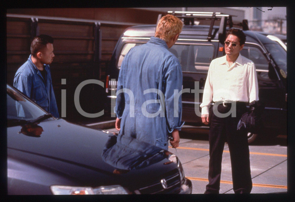 Fotografia d epoca originale 35mm vintage slide 1997 HANABI Takeshi KITANO in una scena del film 3 1