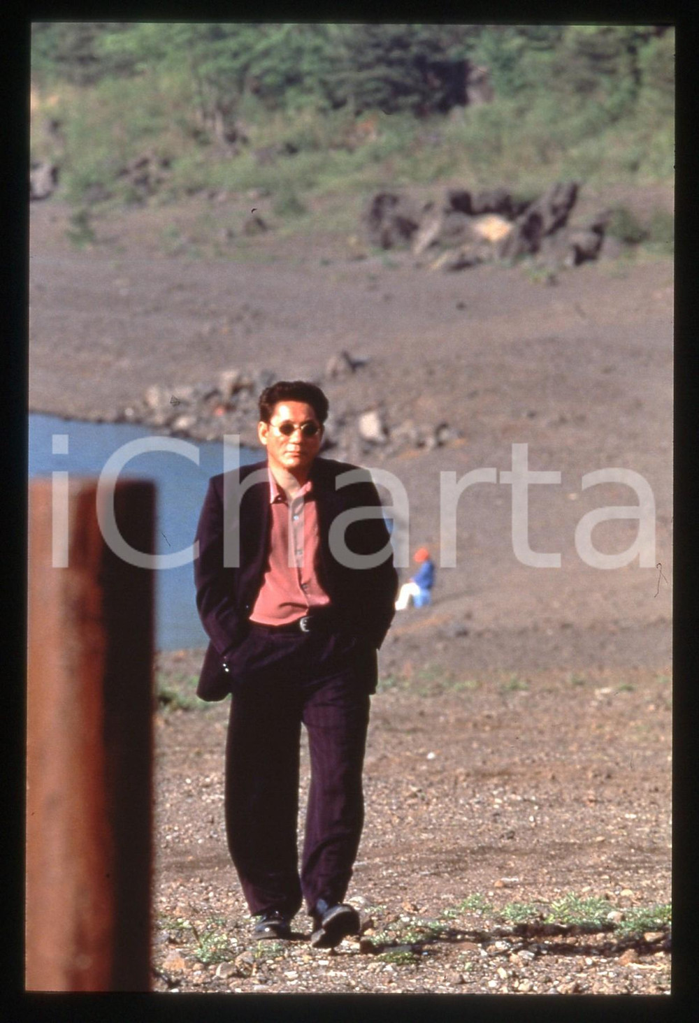 Fotografia d epoca originale 35mm vintage slide 1997 HANABI Takeshi KITANO in una scena del film 5 1