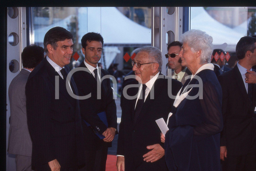 Fotografia d epoca originale 35mm vintage slide1999 TORINO Henry KISSINGER Susanna AGNELLI Centenario FIAT 1 1