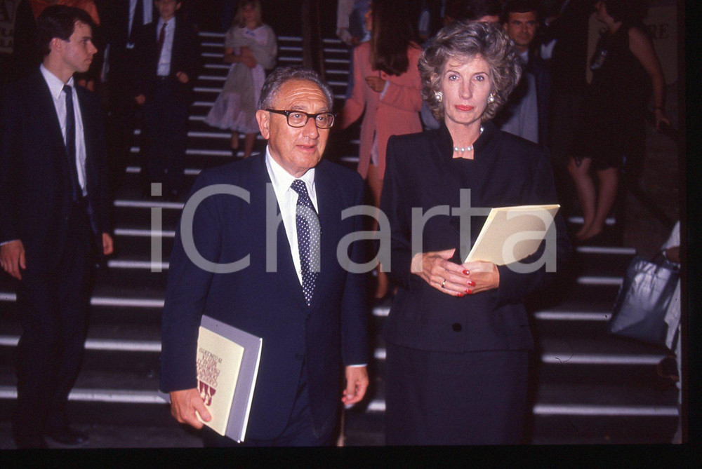 Fotografia d epoca originale 35mm vintage slide 1990 ROMA Henry e Nancy KISSINGER al CONCERTO A CARACALLA 1 1
