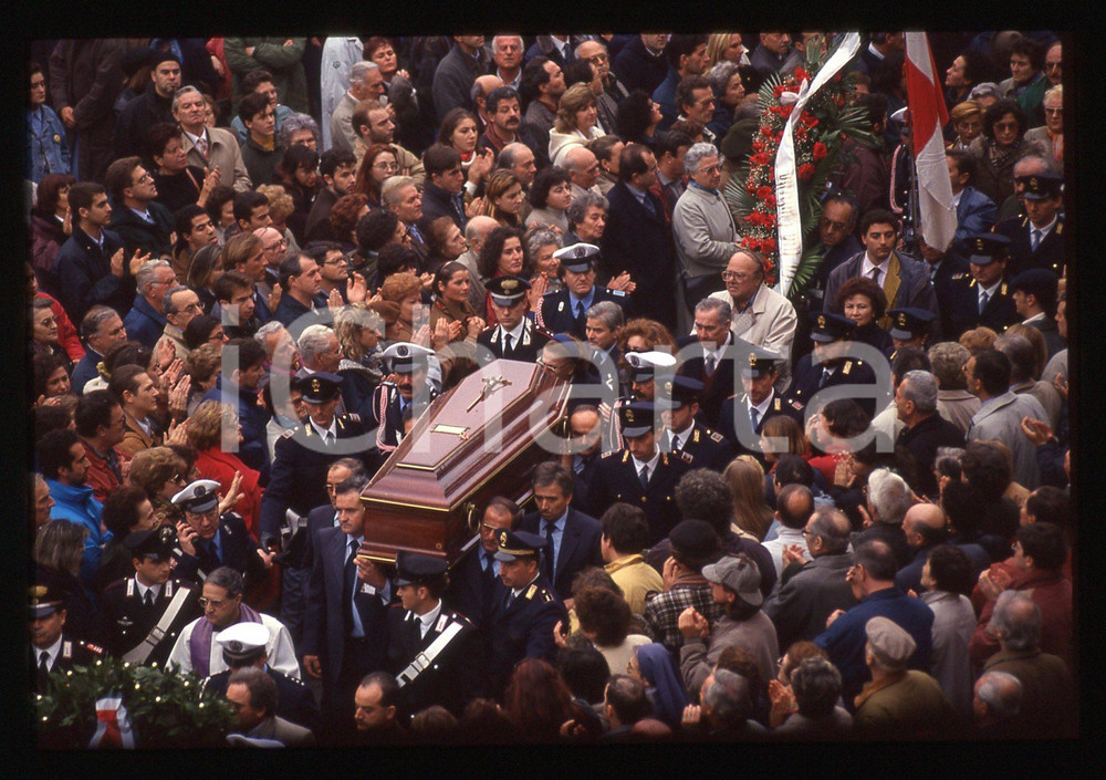 35mm vintage slide* 1993 RIMINI Federico FELLINI - Funerale del regista (16)