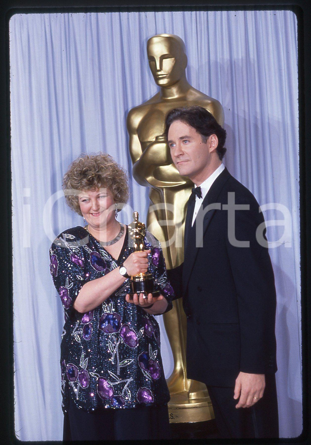 35mm vintage slide* 1990 ACADEMY AWARDS Brenda FRICKER Kevin KLINE *Ritratto (1)