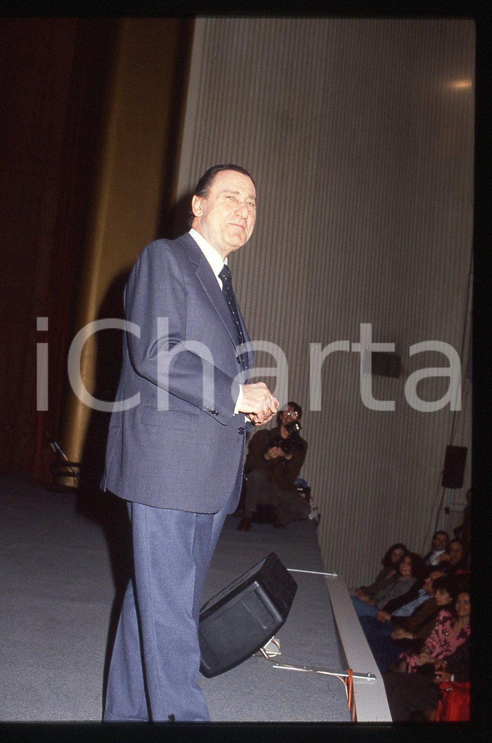 35mm vintage slide* 1995 ca CINEMA Alberto SORDI sul palco - Ritratto attore (1)