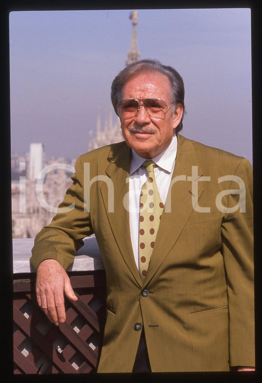 35mm vintage slide* 1989 MILANO Ugo TOGNAZZI alla TERRAZZA MARTINI - Ritratto 23