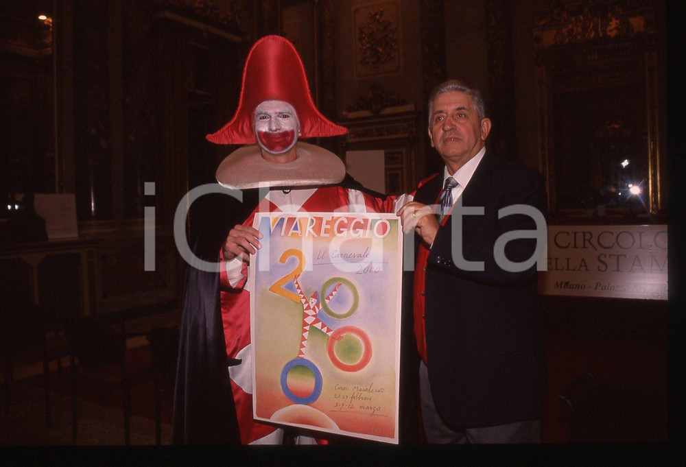 35mm vintage slide* 2000 MILANO Elio TOFANELLI e BURLAMACCO - Circolo Stampa (1)