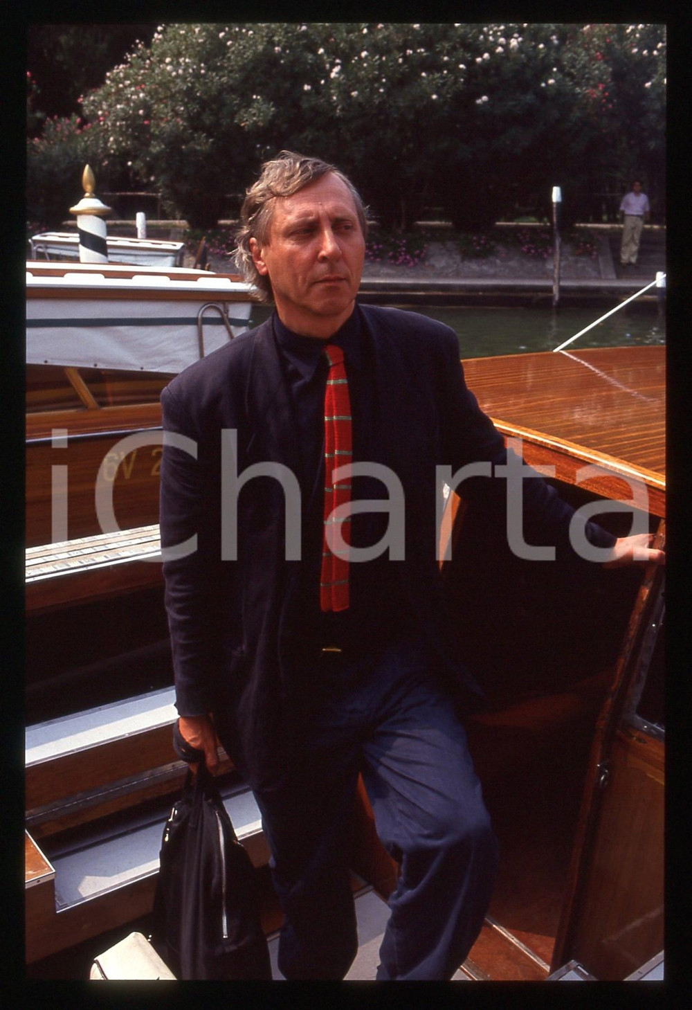 35mm vintage slide* 1987 VENEZIA Peter GREENAWAY in motoscafo - Ritratto (4)