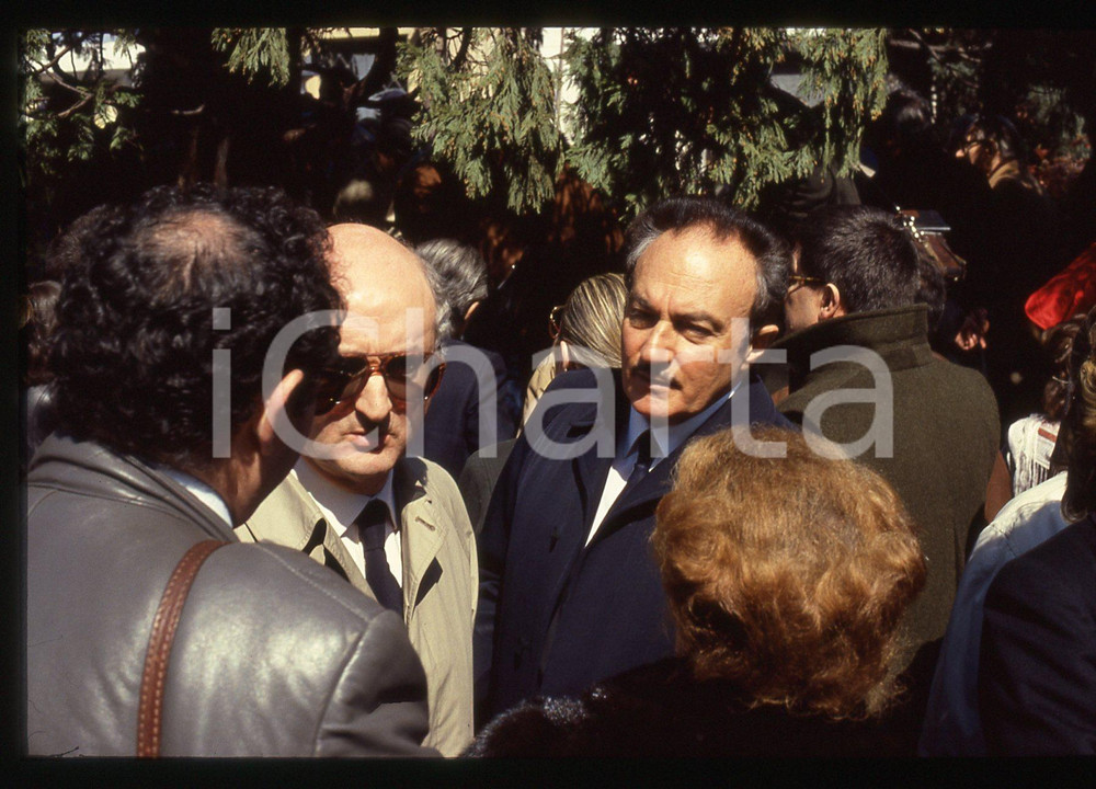 35mm vintage slide* 1986 MILANO Funerale Michele SINDONA Cimitero Monumentale 12