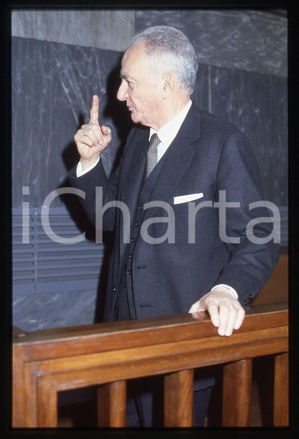 35mm vintage slide* 1985 ca MILANO Michele SINDONA al Processo AMBROSOLI (8)