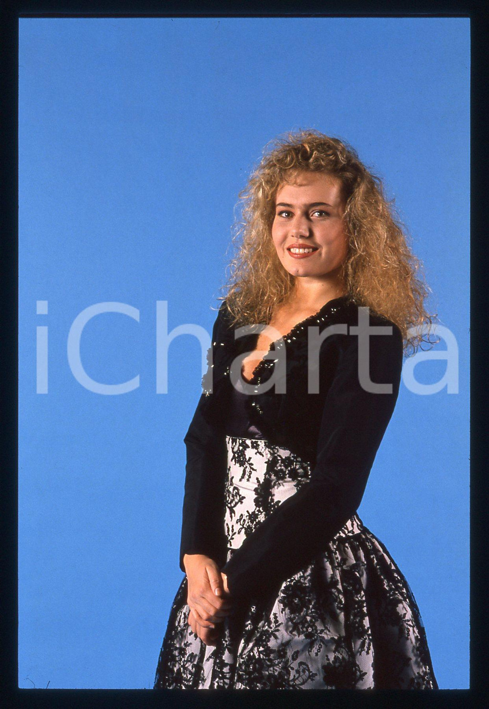 35mm vintage slide* 1989 CANALE 5 Ylenia CARRISI - Ritratto della showgirl (7)