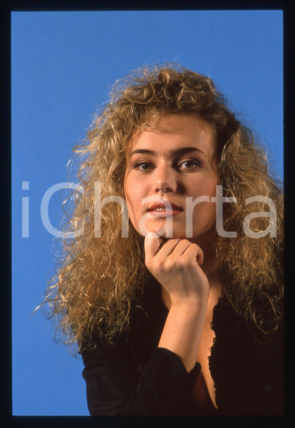 35mm vintage slide* 1989 CANALE 5 Ylenia CARRISI - Ritratto della showgirl (50)