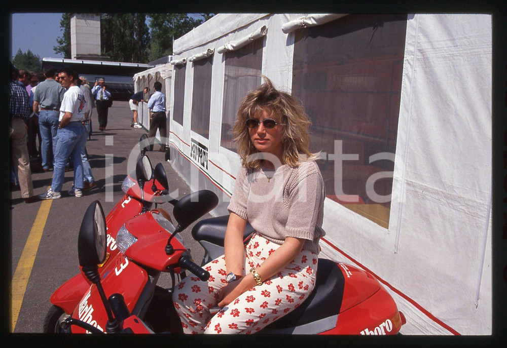35mm vintage slide* 1994 GP SAN MARINO - Barbara LARINI su PIAGGIO ZIP FERRARI 2