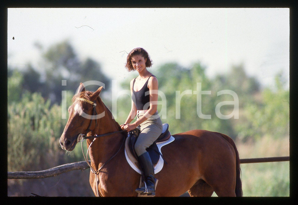 35mm vintage slide* 1995 ca COSTUME Alessandra MARTINES a cavallo - Ritratto