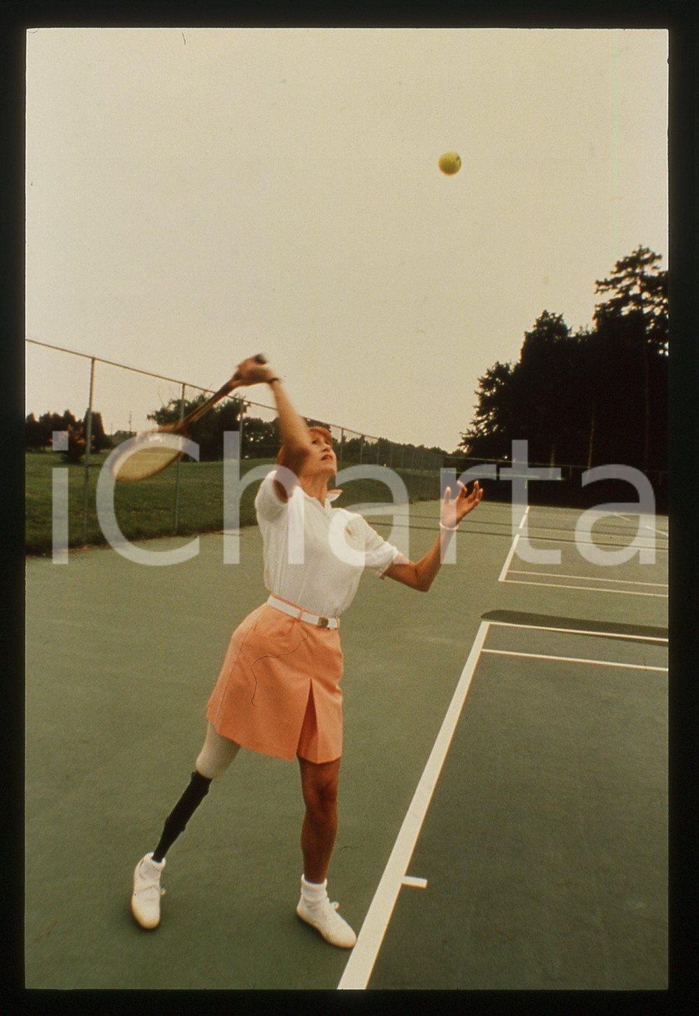 35mm vintage slide* 1985 ca COSTUME - Ivy GUNTER gioca a tennis