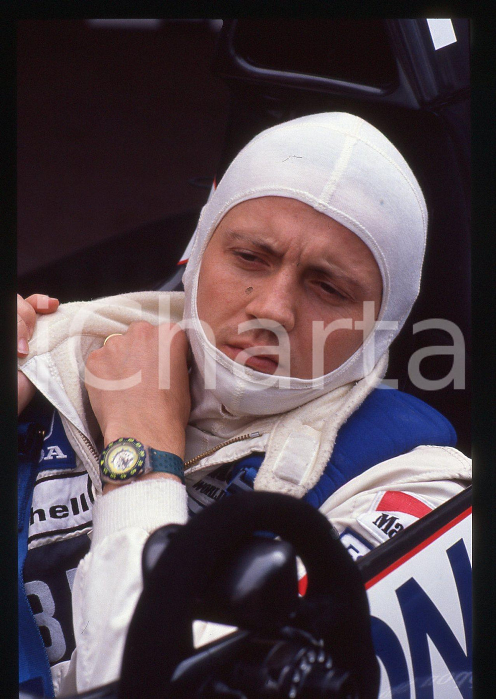 35mm vintage slide* 1991 FORMULA 1 - Stefano MODENA su TYRRELL 020 ai box (7)