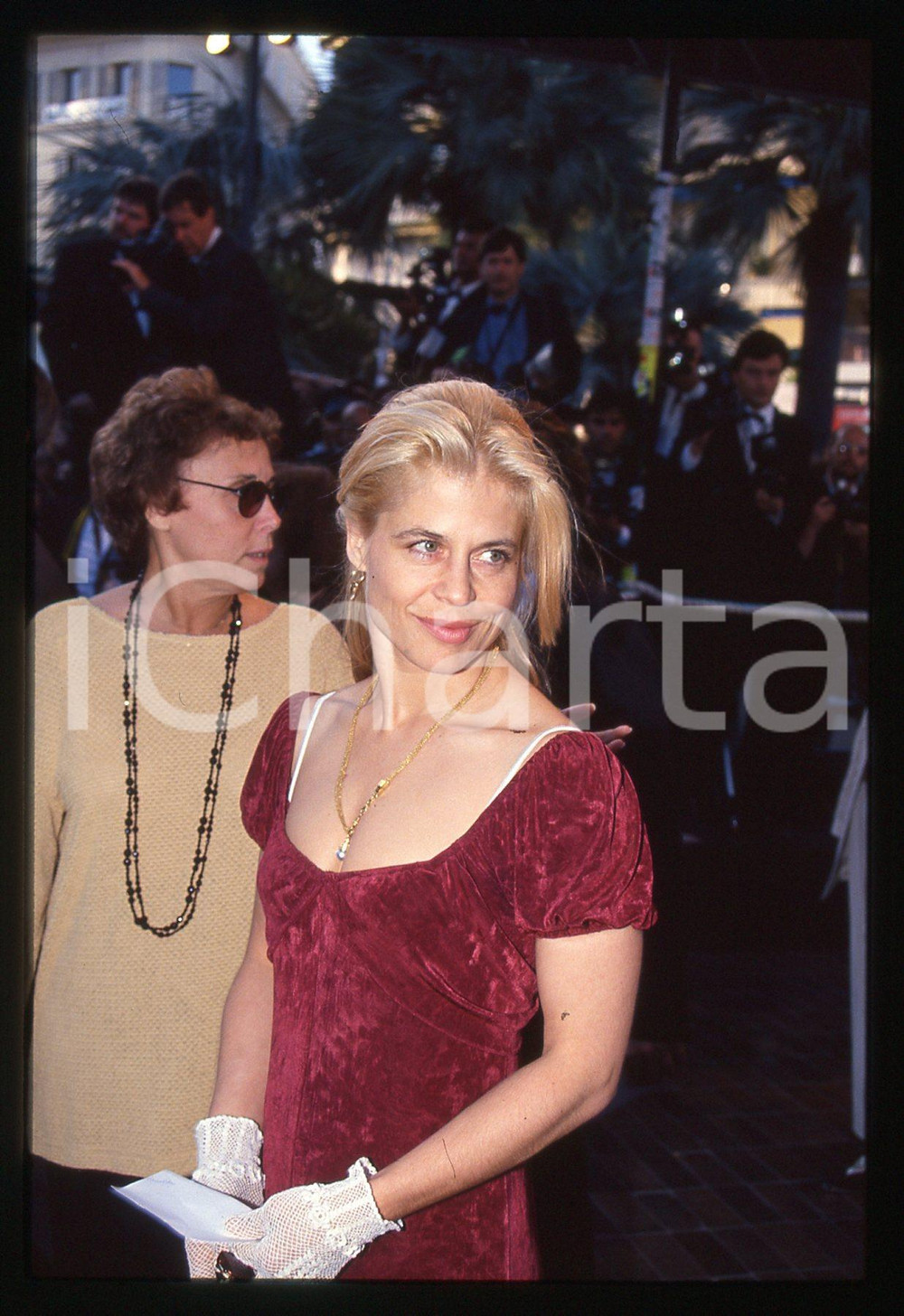 35mm vintage slide* 1994 CANNES - Linda HAMILTON al Festival del CINEMA (3)