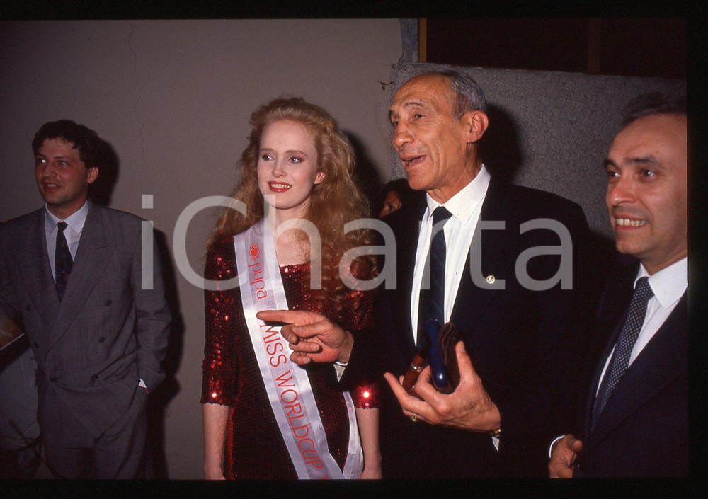 35mm vintage slide*1990 MILANO Enzo BEARZOT Miss WORLDCUP 1990 Galà ITALIA '90 2