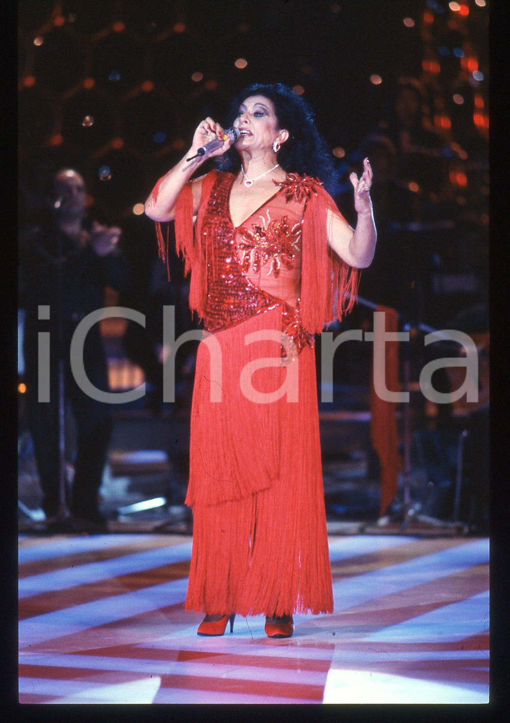 35mm vintage slide* 1988 CANALE 5 Lola FLORES canta al RAFFAELLA CARRÀ SHOW (11)