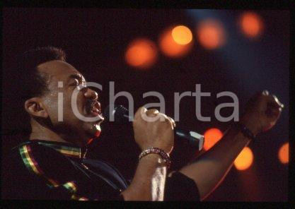 35mm vintage slide* 1993 ca MILAN - American band EARTH, WIND & FIRE (31)