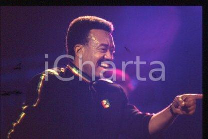 35mm vintage slide* 1993 ca MILAN - American band EARTH, WIND & FIRE (43)