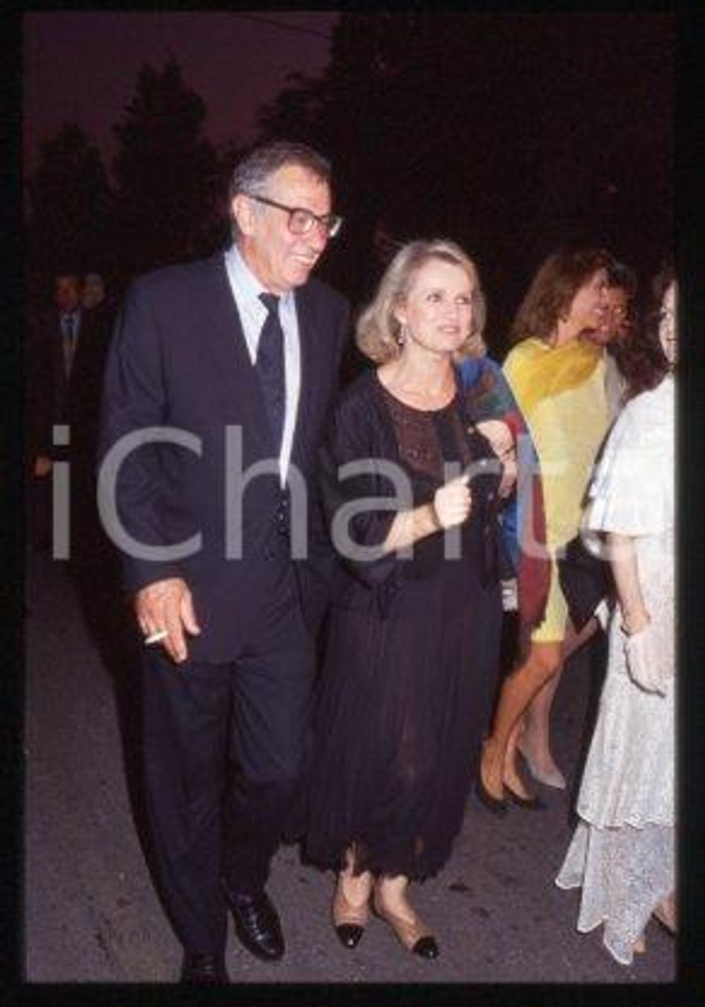 35mm vintage slide* 1991 VENICE Roger VADIM & wife Marie Christine BARRAULT (38)