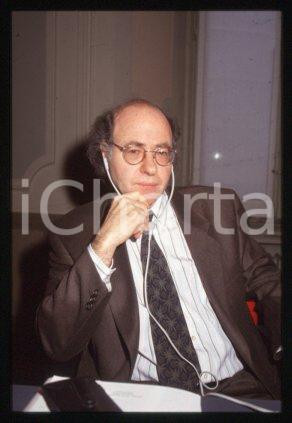 35mm vintage slide* 1995 ca MILAN Ronald WINTROBE Department of Economics (2)