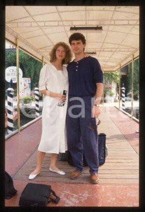 35mm vintage slide* 1990 ca VENICE actress Sophie WARD & husband Paul HOBSON (6)