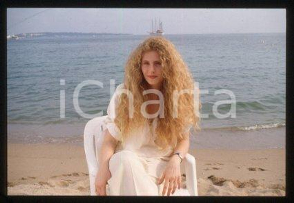 35mm vintage slide* 1989 ca CINEMA artist and actress Domiziana GIORDANO (8)