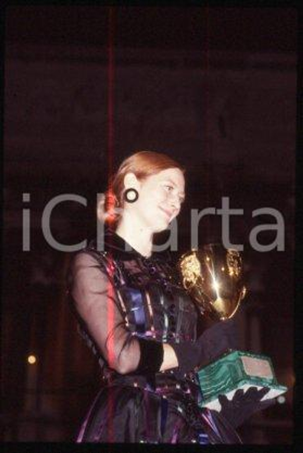 35mm vintage slide* 1991 VENICE actress Tilda SWINTON with the Volpi Cup (71)