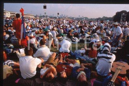 35mm vintage slide* 1997 PARIS - people at the mass of POPE JOHN PAUL II (6)