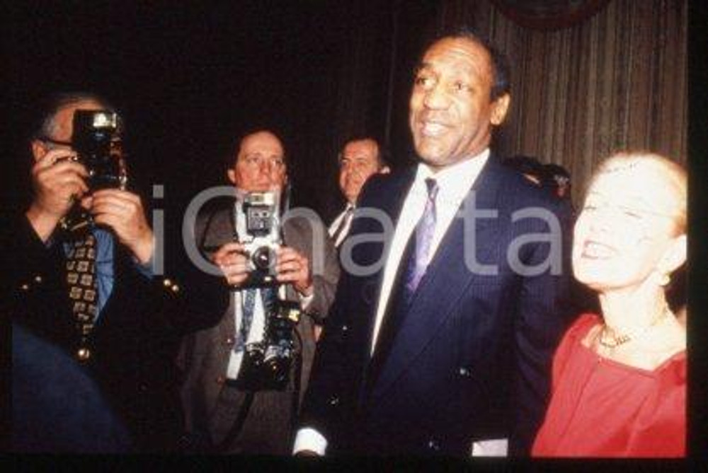 35mm vintage slide* 1989 NEW YORK American actor Bill COSBY & Ester FERGUSON (5)