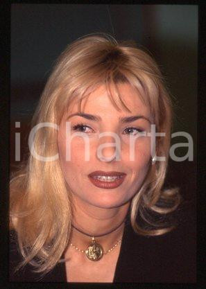 35mm vintage slide* 1988 ca ITALY Portrait of an actress Alessandra CARELLA (6)